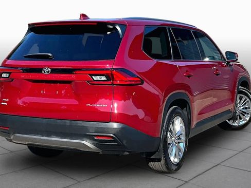 Certified 2024 Toyota Grand Highlander AWD image 13