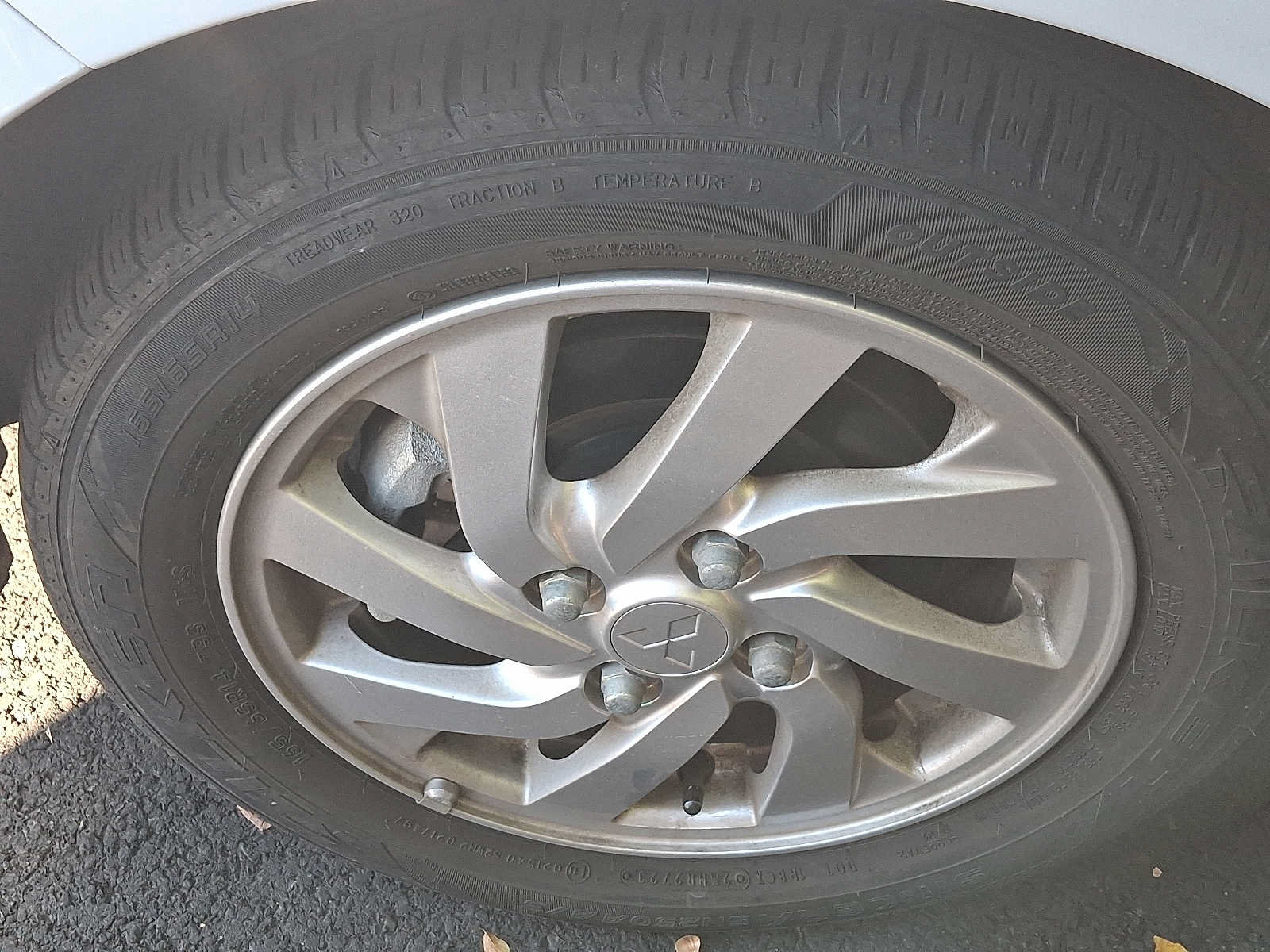 Used 2024 Mitsubishi Mirage LE FWD image 4