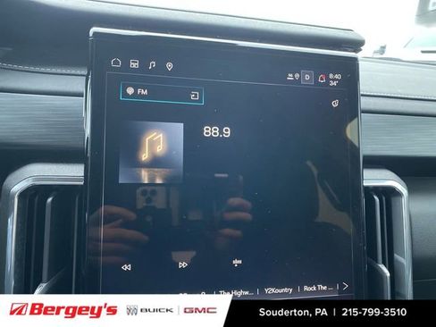 Certified 2025 GMC Acadia Elevation image 15