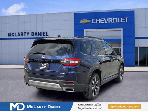 Used 2024 Honda Pilot Elite image 5