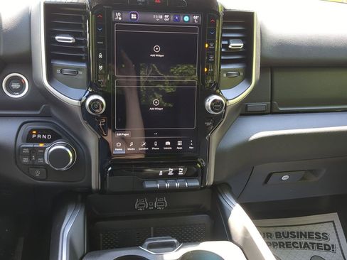 New 2026 RAM 1500 Big Horn AWD/4WD image 18