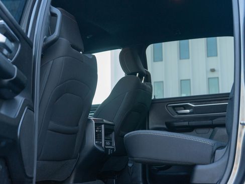 Used 2022 RAM 1500 Big Horn image 25