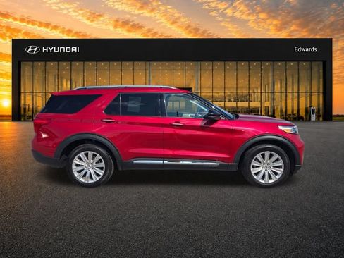 Used 2024 Ford Explorer Limited w/ Equipment Group 301A AWD/4WD image 5