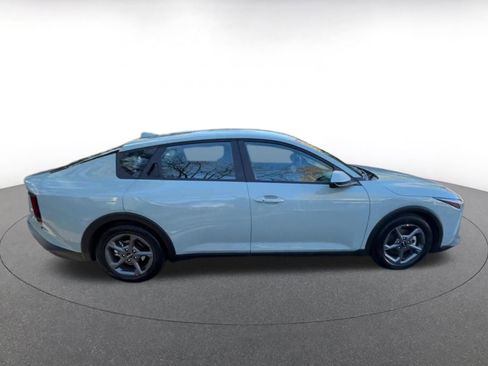 Used 2025 Kia K4 LXS image 15