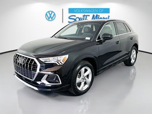 Used 2019 Audi Q3 2.0T Premium Plus image 3