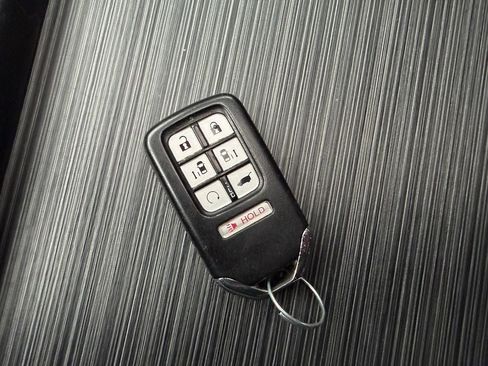 Used 2018 Honda Odyssey Elite image 31