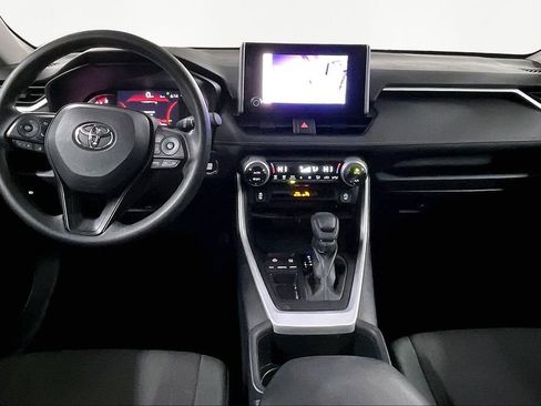 Used 2024 Toyota RAV4 XLE image 8