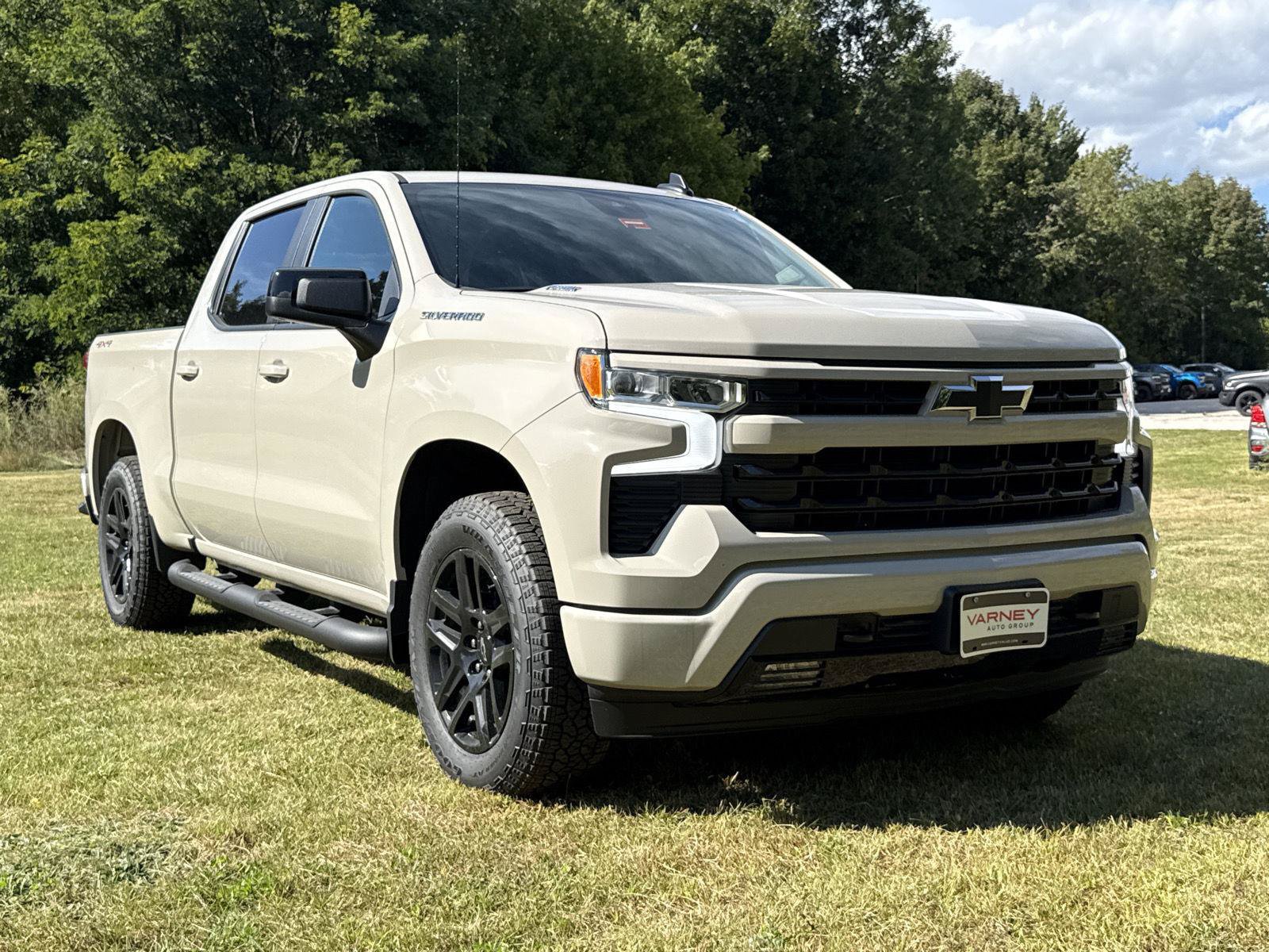 New 2026 Chevrolet Silverado 1500 RST w/ RST Select Package AWD/4WD image 3