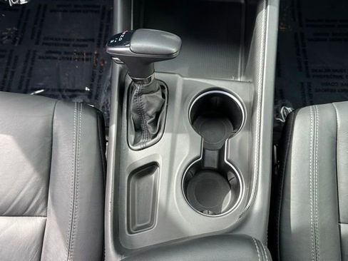 Used 2022 Dodge Durango GT AWD/4WD image 30
