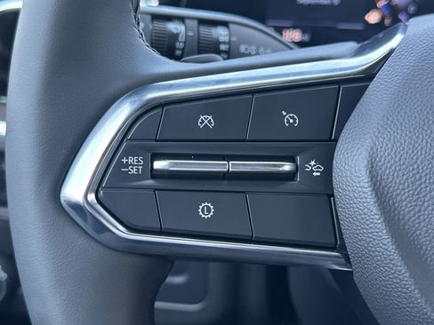 New 2025 Chevrolet Suburban Premier image 14