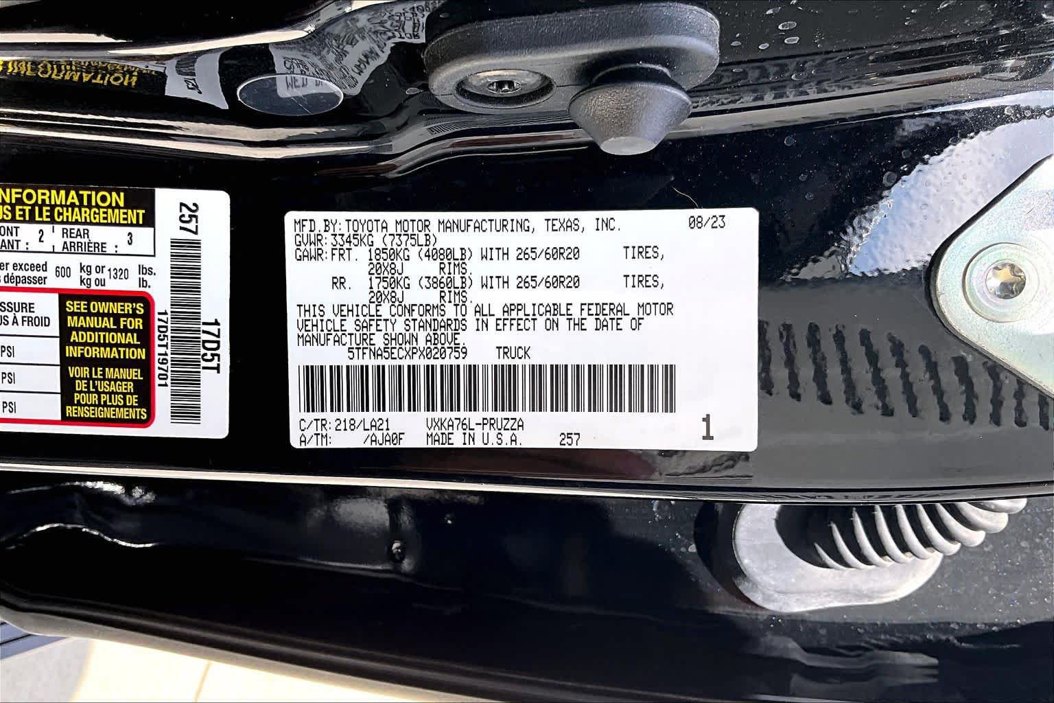 Used 2023 Toyota Tundra Platinum w/ Advanced Package AWD/4WD image 32