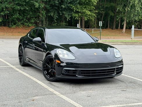 Used 2017 Porsche Panamera 4S AWD/4WD image 4