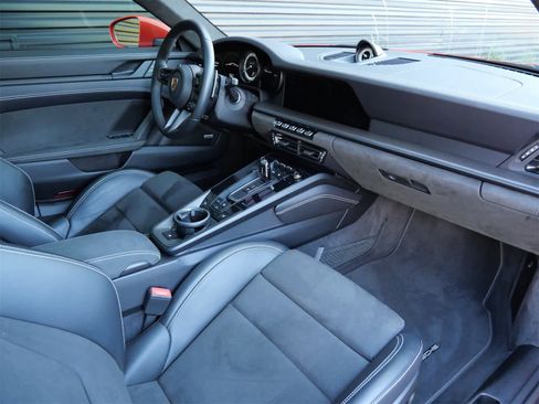 Used 2022 Porsche 911 Carrera 4 GTS image 28