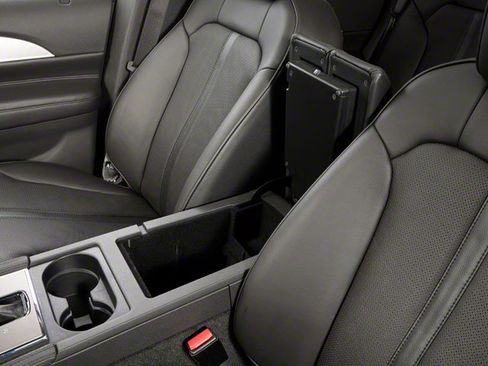 Used 2013 Lincoln MKX FWD image 15