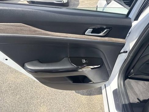 Used 2023 Kia K5 EX FWD image 16