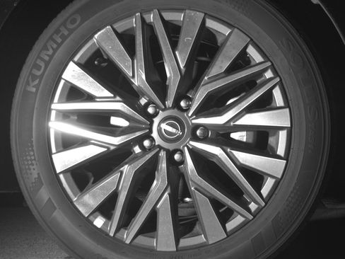 Used 2025 Nissan Altima 2.5 SV image 13