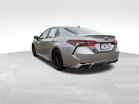 Used 2024 Toyota Camry XSE FWD image 4