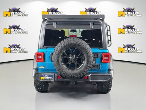 Used 2024 Jeep Wrangler Willys image 6