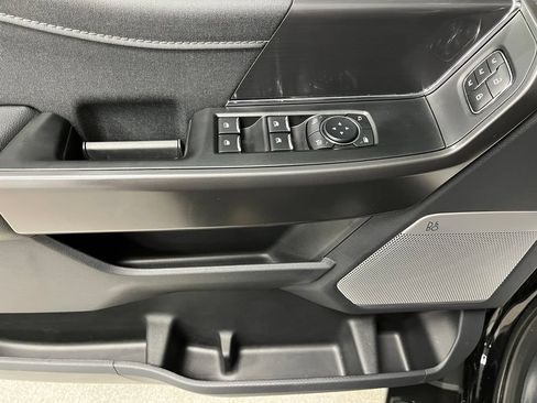 Used 2025 Ford F150 Lariat AWD/4WD image 24