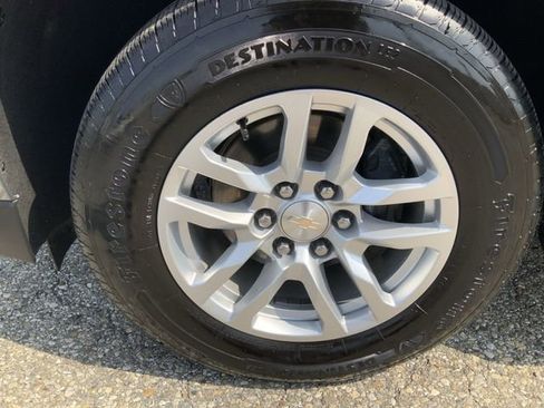 Used 2022 Chevrolet Tahoe LT w/ Luxury Package image 10