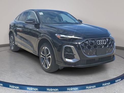 Used 2025 Audi Q5 Premium w/ Convenience Package AWD/4WD image 4