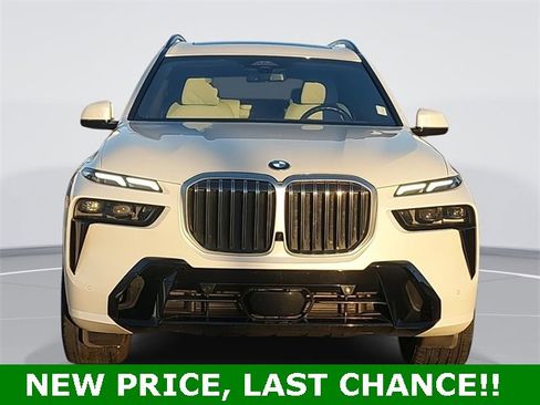 Used 2023 BMW X7 xDrive40i w/ Executive Package image 2