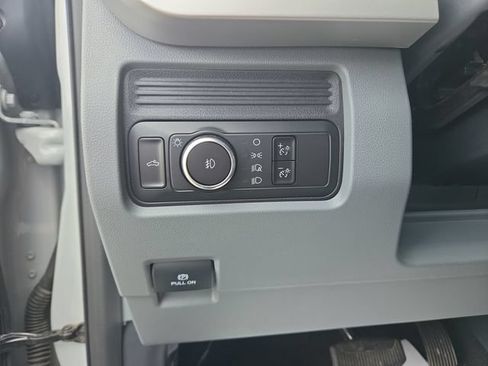 Used 2025 Ford F350 XLT AWD/4WD image 17