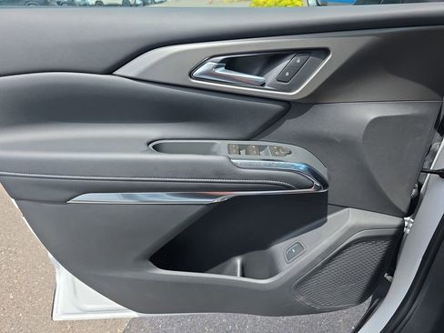 New 2026 Chevrolet Traverse LT w/ Midnight/Sport Edition FWD image 18