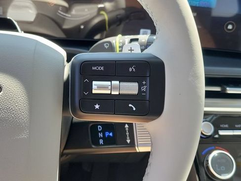 New 2026 Hyundai Santa Fe SEL FWD image 8