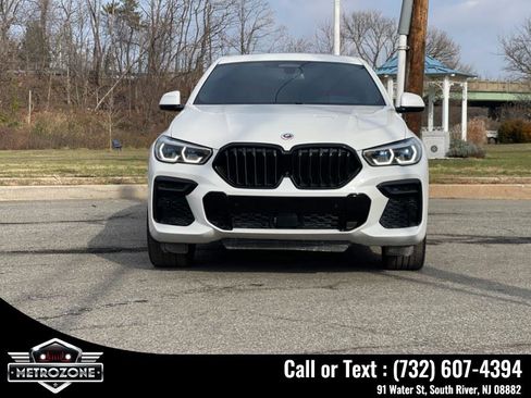 Used 2023 BMW X6 M50i w/ Executive Package image 16