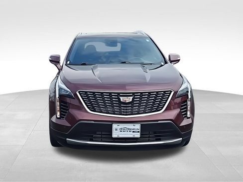 Used 2023 Cadillac XT4 Premium Luxury w/ Sun And Sound Package AWD/4WD image 3