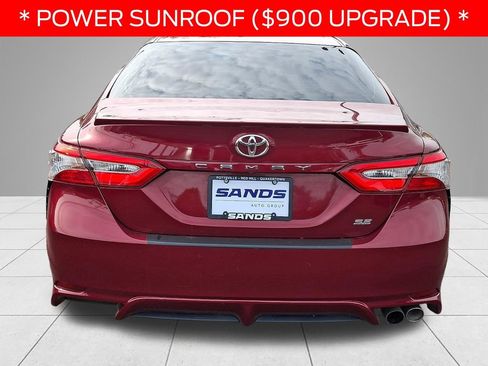 Used 2018 Toyota Camry SE w/ Moonroof Package FWD image 5