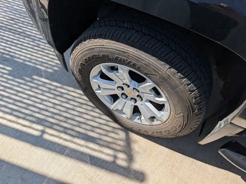 Used 2020 Chevrolet Colorado LT w/ Safety Package RWD image 7