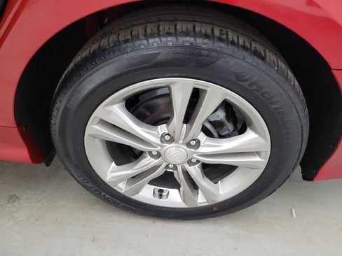 Used 2018 Hyundai Sonata Limited image 31