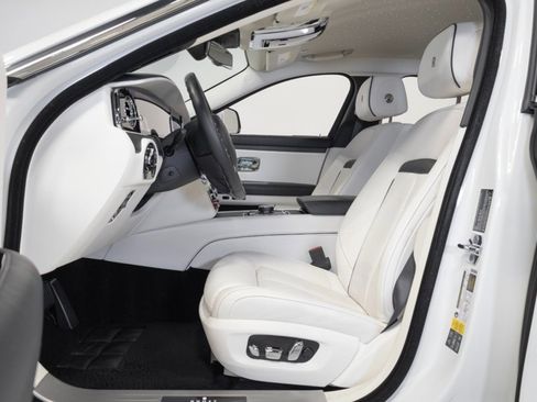 Used 2022 Rolls-Royce Ghost w/ Ghost Package AWD/4WD image 21