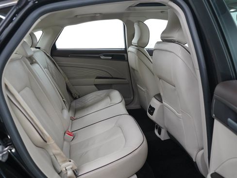 Used 2017 Ford Fusion Platinum AWD/4WD image 12