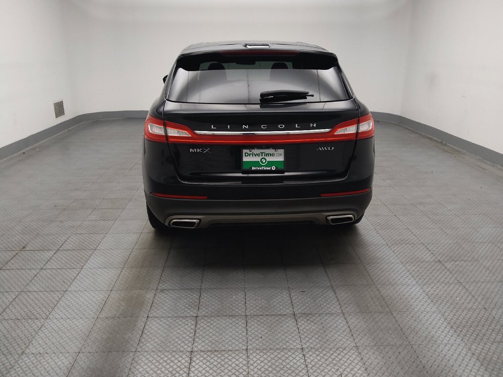 Used 2016 Lincoln MKX Reserve w/ Driver Assistance Package AWD/4WD image 6