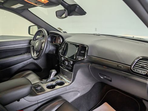 Used 2021 Jeep Grand Cherokee Limited w/ Quick Order Package 28K 80th AWD/4WD image 17
