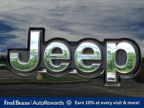Used 2021 Jeep Grand Cherokee L Limited AWD/4WD image 37