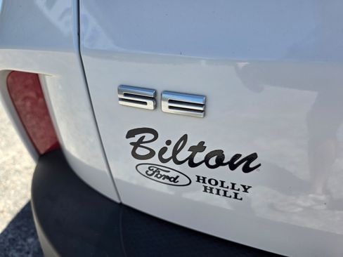 Used 2022 Ford Escape SE FWD image 15