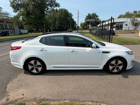 Used 2013 Kia Optima EX FWD image 4