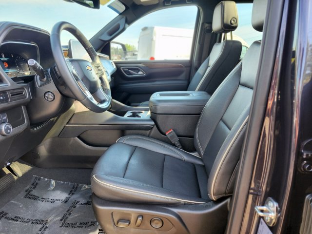 Used 2023 Chevrolet Tahoe Premier AWD/4WD image 19