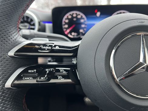 Used 2025 Mercedes-Benz CLA 250 image 19