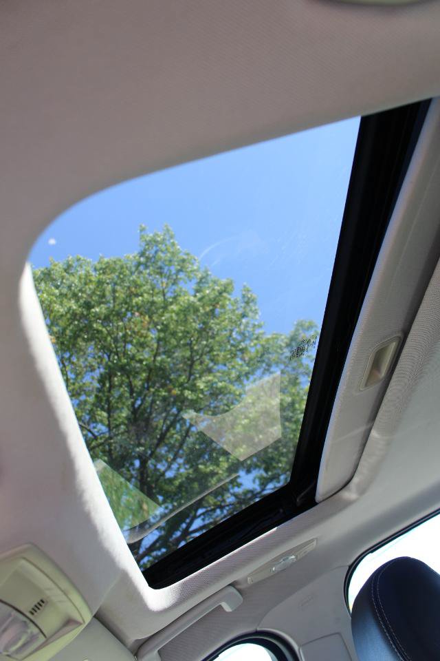 Used 2014 Ford Focus Titanium FWD image 17