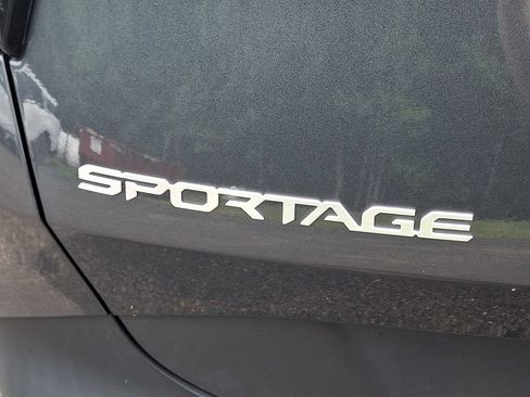 Used 2023 Kia Sportage LX AWD/4WD image 30