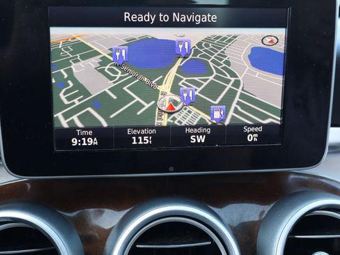 Used 2017 Mercedes-Benz C 300 Sedan image 39