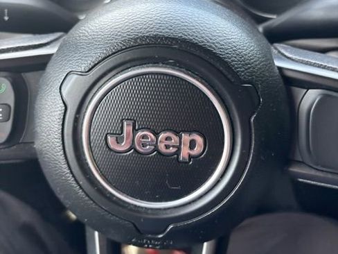 Used 2023 Jeep Wrangler Unlimited Sport AWD/4WD image 13