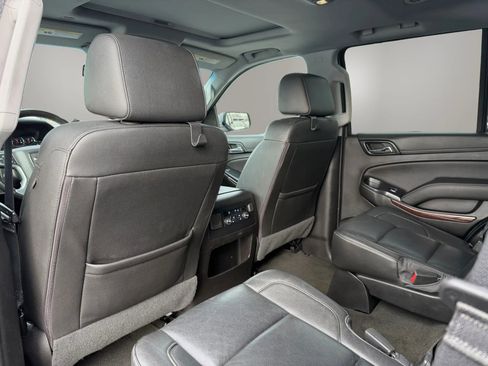 Used 2018 GMC Yukon SLT AWD/4WD image 38