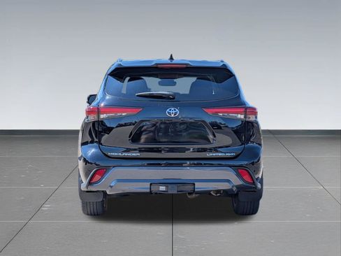 Used 2020 Toyota Highlander Limited AWD/4WD image 4