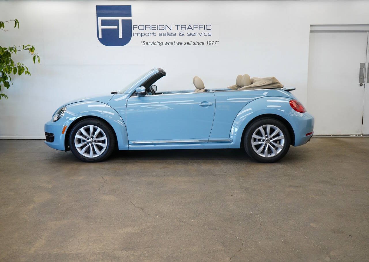 Used 2015 Volkswagen Beetle TDI FWD image 12